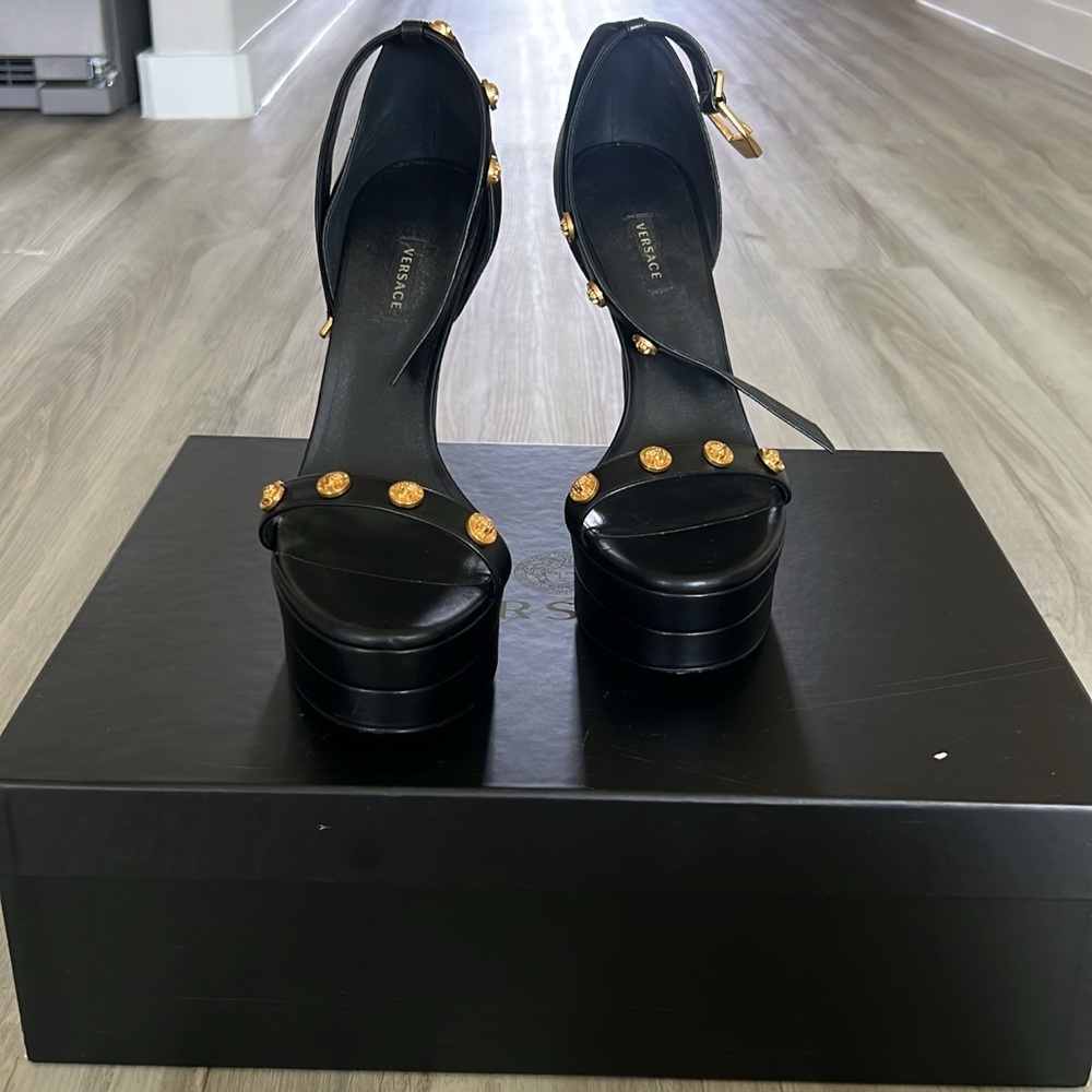 Versace Women's Heels in Black with Gold Studs
